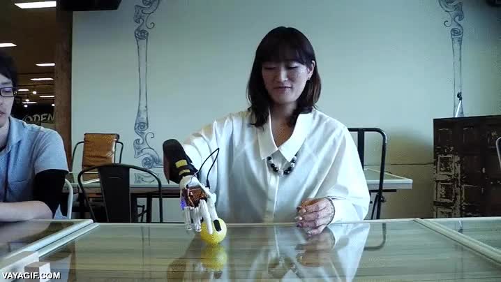 todav&iacute;a no,pero la tendr&aacute;,y probablemente m&aacute;s,precision,protesis,brazo,robot,robotico