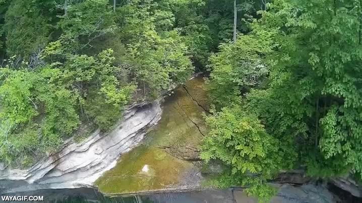 Trickling waterfall,catarata,cascada,preciosidad,naturaleza