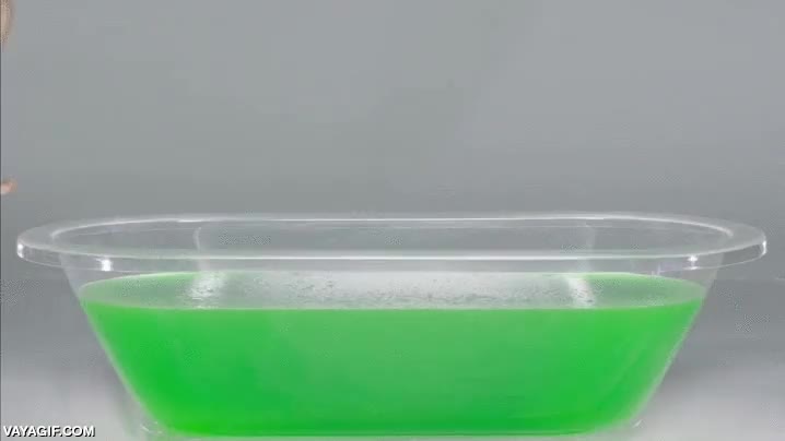 gelatina,slime,saltar,freando en seco,no salpica ni una gota,asiatico