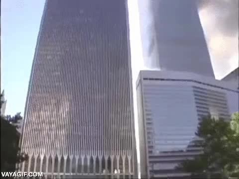 Punto de vista increíble del colapso de las torres gemelas el 11-S 11S,11-S,torres gemelas,atentado,punto de vista,desde abajo