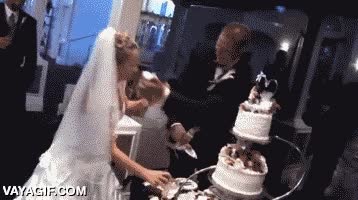 pelea,tarta,novio,novia