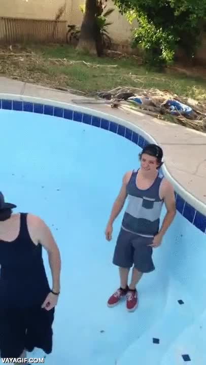 agilidad,fail,engancharse,de boca al agua podrida,mala suerte,torpeza