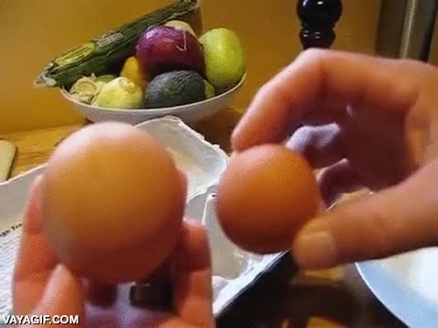 huevo gigante,huevo interior,iban a ser gemelos,huevoception,muñeca rusa hueval