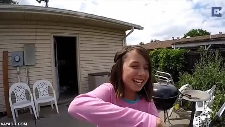 eso que se ahorra,ahora tiene un tirachinas nuevo y consigue lo mismo,diente,muela,quitar