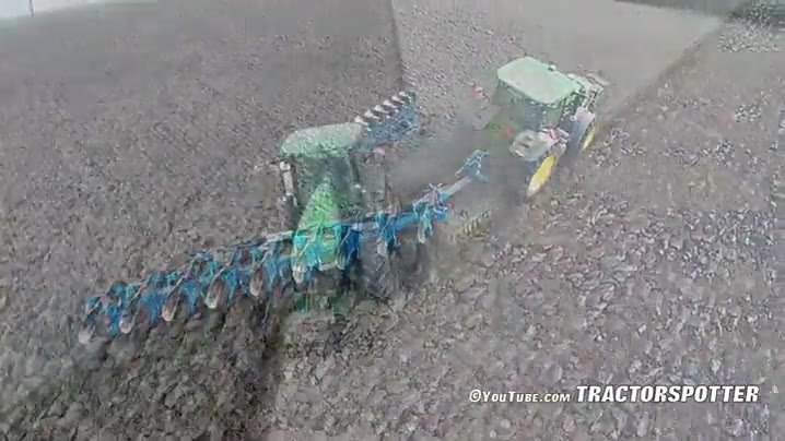 antepasados,tractor,arar,campo,agricultura