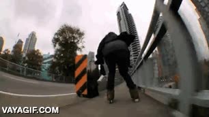 rollers,agresivo,grindar,barandilla,muy larga,varios metros,es como un multiplicador x100