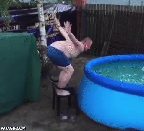 salto,silla,romper,fail,piscina,tenia que pasar,plastico