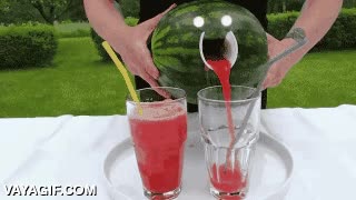 sandia,vasos,licuada,licuado,boca abierta