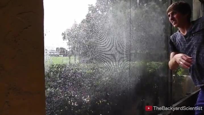 pantalla,ventana,efecto,impacto,golpe,camara lenta,agua,gotas,rocío