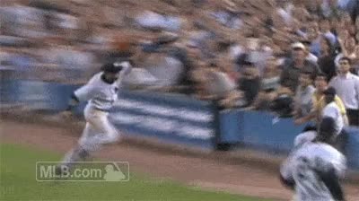 derek jeter,yankees,beisbol,mlb,short stop,grande,leyenda,ya se retir&oacute; :(,gran atrapada,jugada,ya dije que es grande?