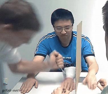 troll,mano,tenedor,mini-truco,espanto