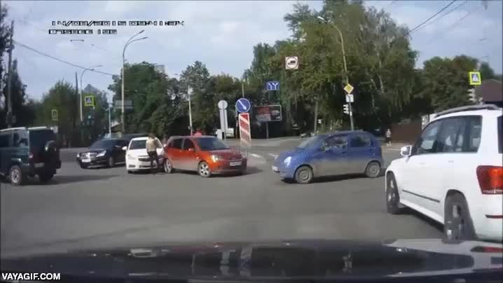 karma,coches,instantáneo,conducir,peineta