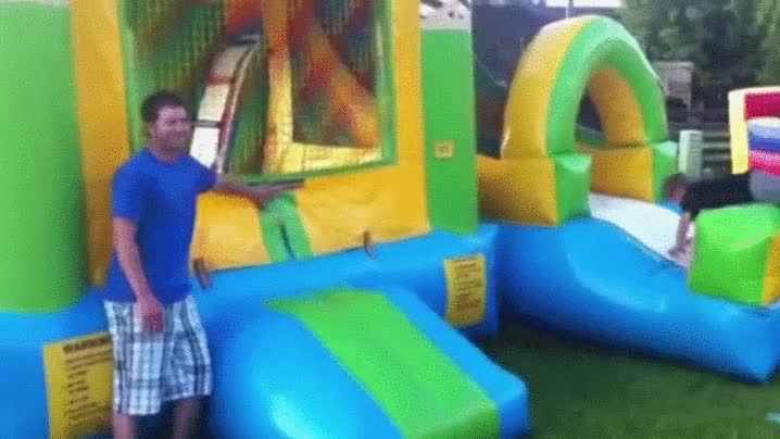 castillo hinchable,salto,agujero,carrera,nota