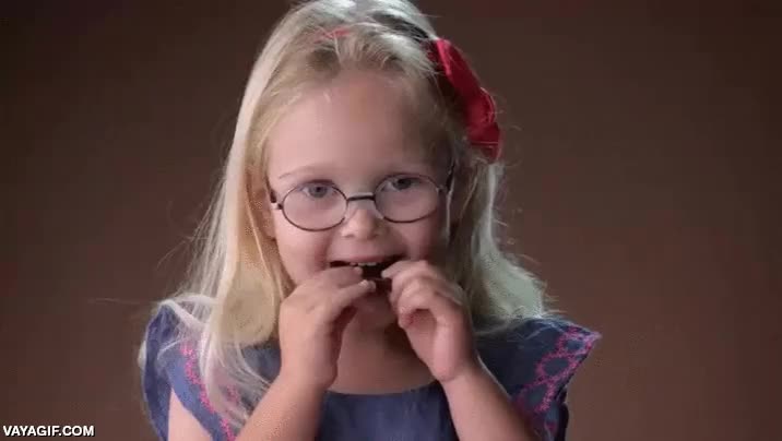 amargo,amargura,chocolate negro,cara,ni&ntilde;os