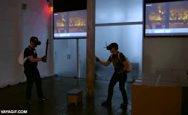 futuro,antorcha,fuego virtual,realidad virtual,pasar,atenci&oacute;n a las pantallas del fondo