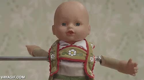 mu&ntilde;eco,tirar,cuenco,desayuno,locura,tirarlo todo,torbellino,bebe,ni&ntilde;o