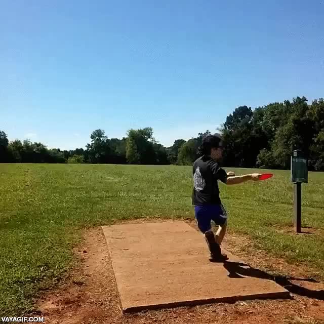 lanzar,lanzamiento,frisbee,disco volador,fail,con lo bien que le hab&iacute;a quedado