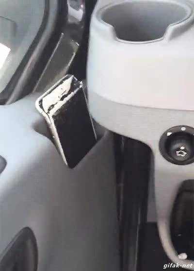 infarto,movil,smartphone,roto,doblado,puerta,cerrar