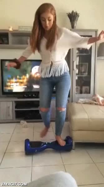 hovertrax,chica,fail,caer,al suelo,no debe ser tan f&aacute;cil llevarlos,equilibrio