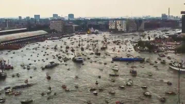 como para echarte a nadar,agua,rio,trafico,naval,barcos,amsterdam
