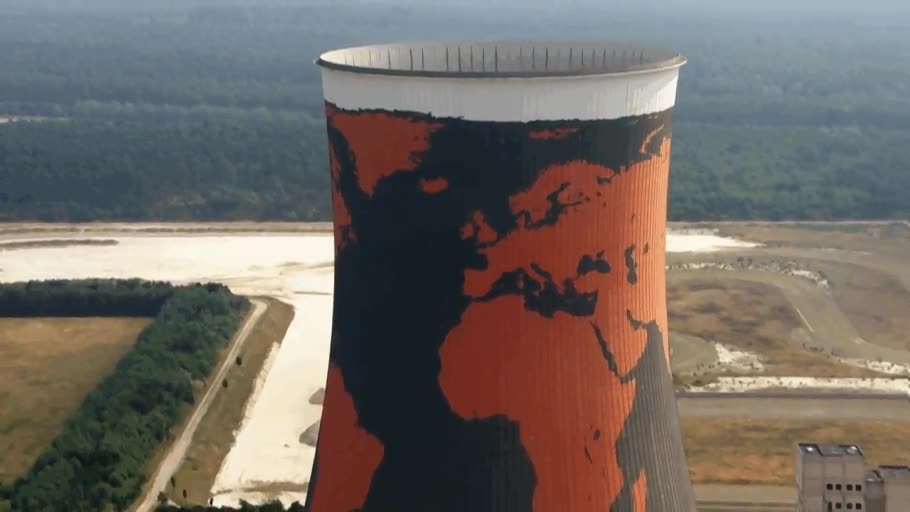 mapamundi,central termica,chimenea,pintada