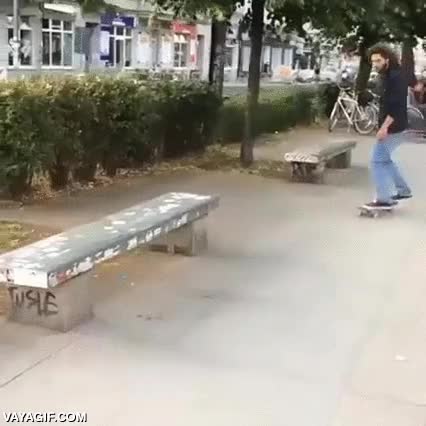 en realidad es muy simple,pero muy vistoso,skater,truco,skate,monopatin