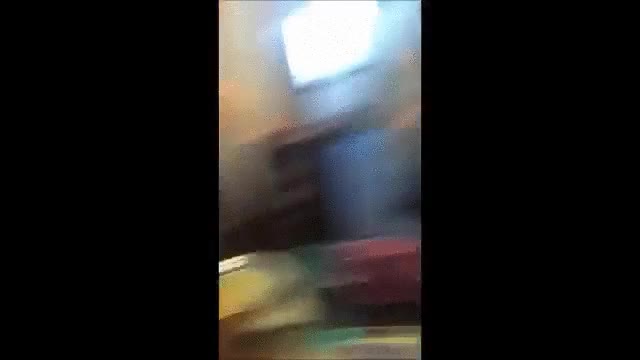 para ir con una camiseta blanca,fuente,chocolate,salpicar,manchar,desencajarse,sorpresa