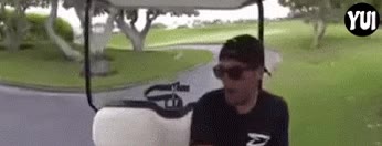 carrito,de golf,fail,caer,al suelo,caida