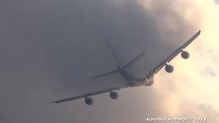 atravesar,nubes,romper,avion,espirales