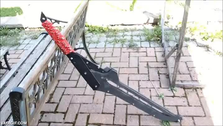 arma,funcionar,lanzar,sierra circular