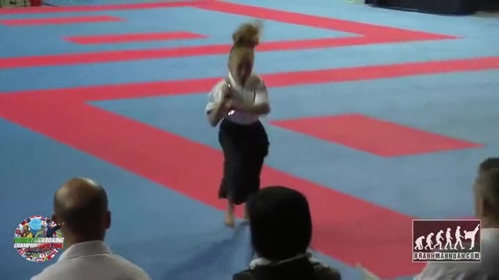 ninja,espada,artes marciales,katana,no estoy seguro de la disciplina marcial que es,pero luego castigala sin postre