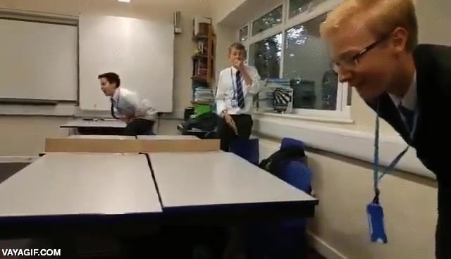 ojo por ojo,veis como no funciona?,al final todos tuertos,venganza,golpe bajo,merecido,pala,ping pong