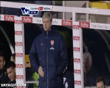 dni,arsene wenger,arsenal,bolsillo,menor de edad