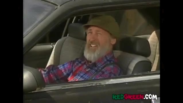 coche,tres ruedas,se&ntilde;or mayor,chatarra