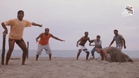 futbol playa,ninja,aparece de la nada,infiltrarse,enterrado