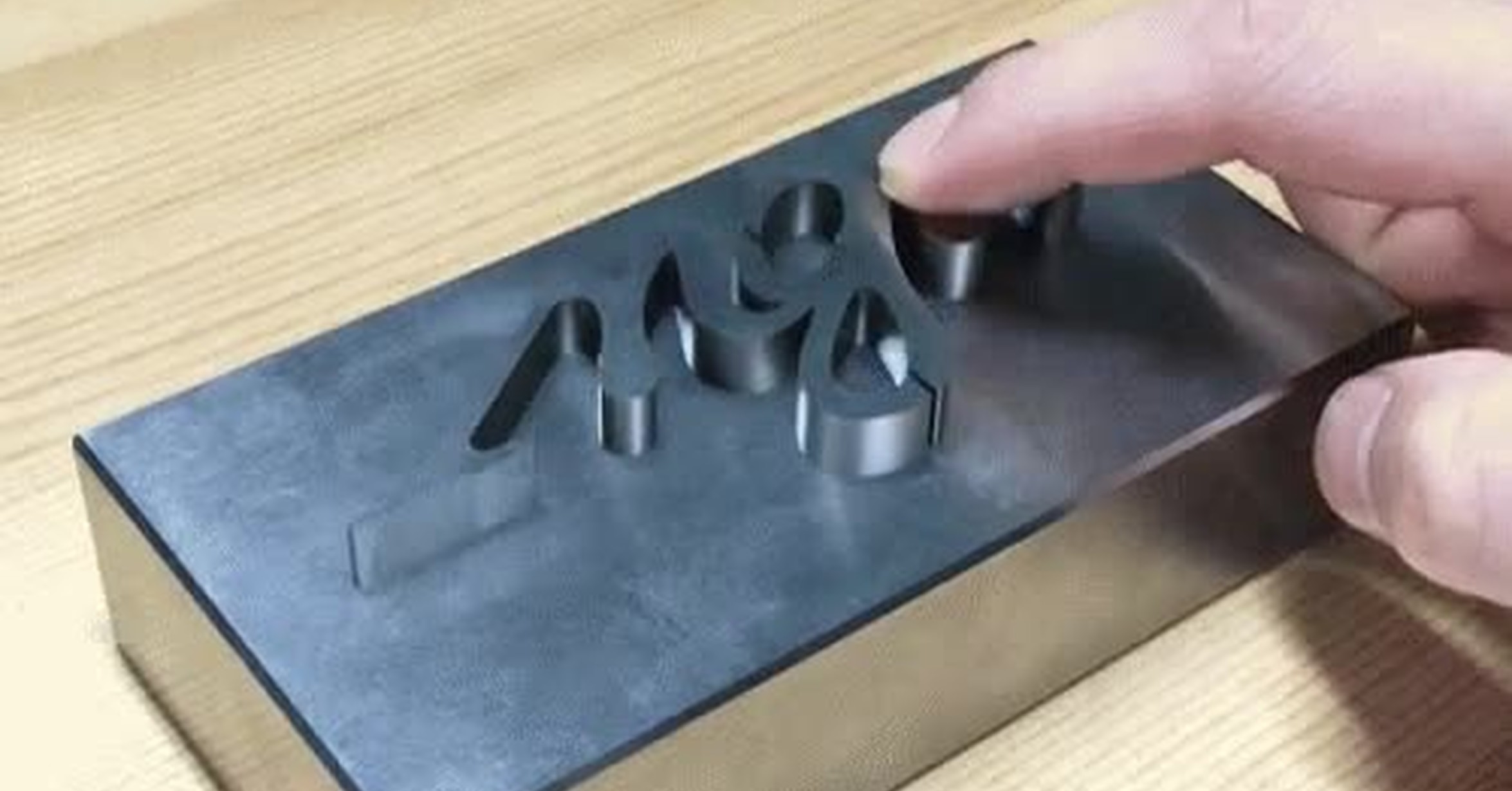 ¡Vaya GIF! / Ingeniería japonesa rozando la perfecta precisión