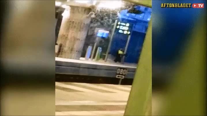 si es que somos paises muy diferentes,suecia