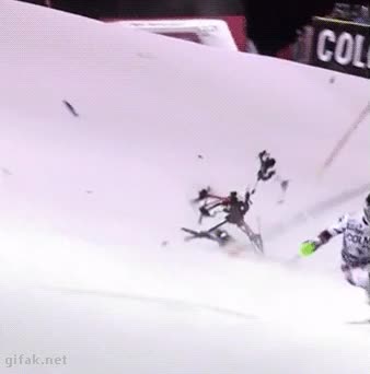 dron,uiiis casi,near miss,esqui,caida,romper,si es que los drones de hoy en dia...