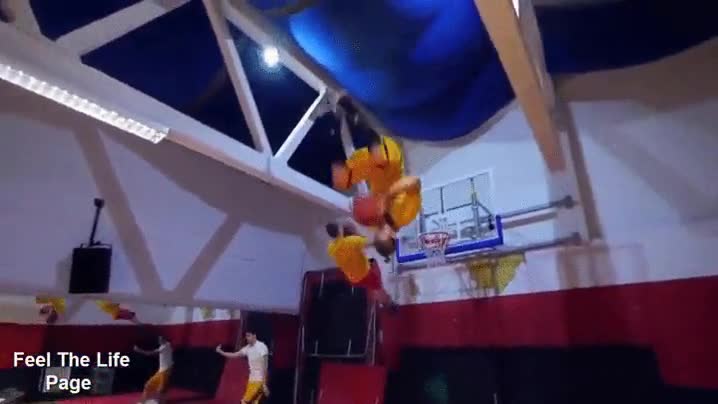 basket,saltos,trampol&iacute;n,trabajo en equipo