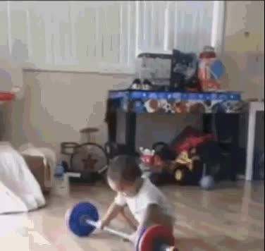 apunta maneras,ni&ntilde;o,no deseas encontr&aacute;rtelo en un callej&oacute;n,pesas,motivarse,ya se que ser&aacute; de mayor,poder&iacute;o