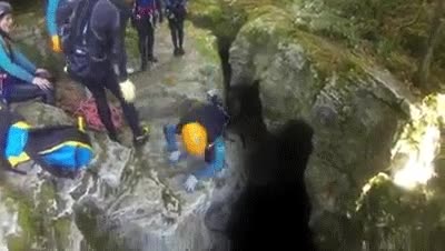 Lo que sintieron los Hobbits al ver caer a Gandalf en Moria hobbits,montañismo,resbalón,gandalf,moria