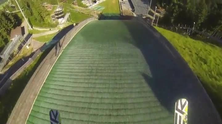 salto de ski,verano,v&eacute;rtigo,salto,ca&iacute;da