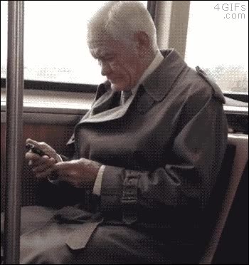 hombre,anciano,tercera,edad,tecnolog&iacute;as,modernas,estilo