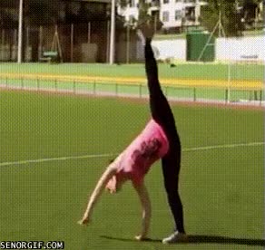 chica,agilidad,pirueta,rueda,piernas