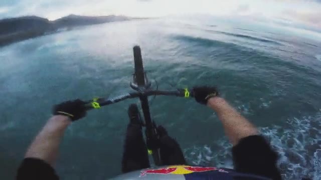 gameplay,GTAV,locura,salto,bici,mar