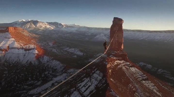 no apto. sufren,v&eacute;rtigo,cable,caminar,alturas