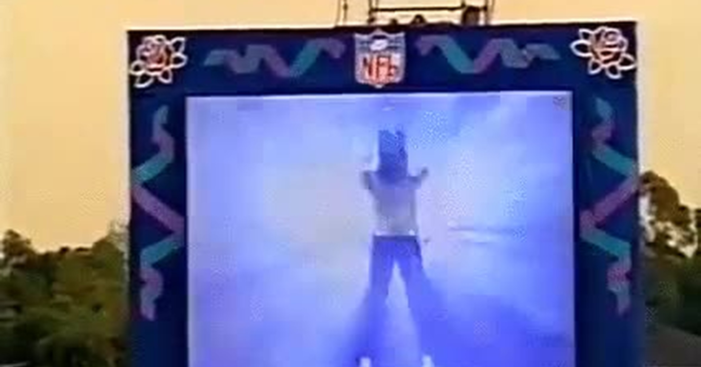 Cuanto Cobro Michael Jackson En El Super Bowl
