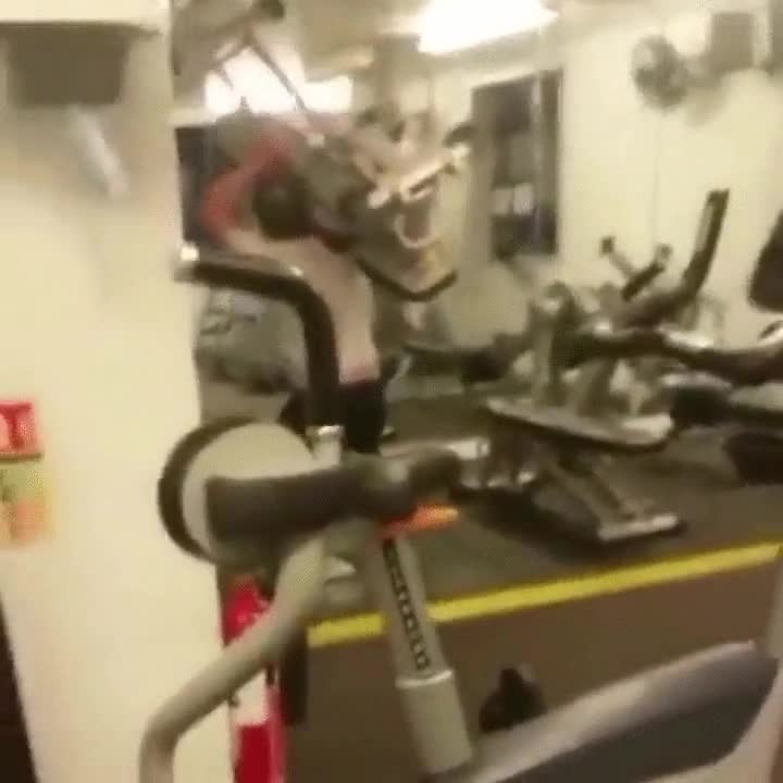 gimnasio,desastre,enternar,piernas