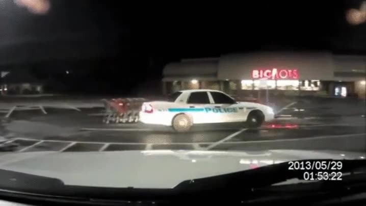 polic&iacute;as,carrito,simp&aacute;ticos,super