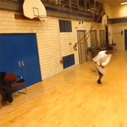 suficiente,alto,salto,pared,rebote,mate,canasta,basket